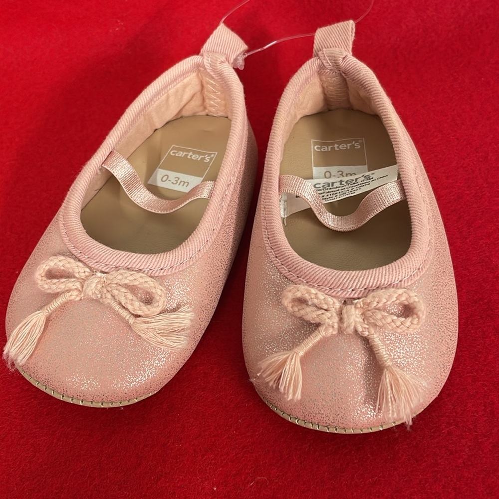 Carter's infant girls shoes size 0-3 months Lot of 2 - Picture 2 of 5
